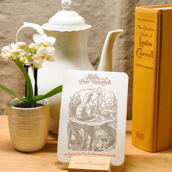 Carte Letterpress Chenille - Alice au Pays des Merveilles