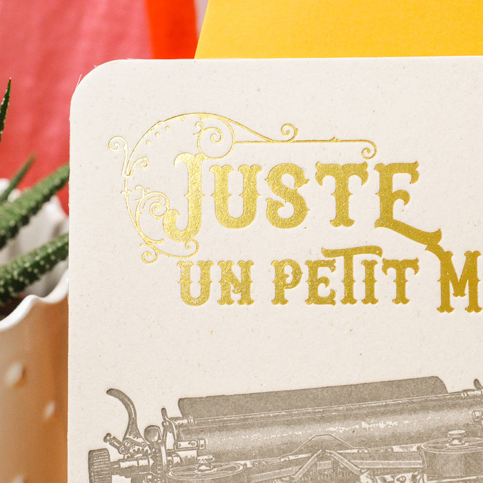 Carte Letterpress Machine à écrire Juste un Petit Mot (avec enveloppe)
