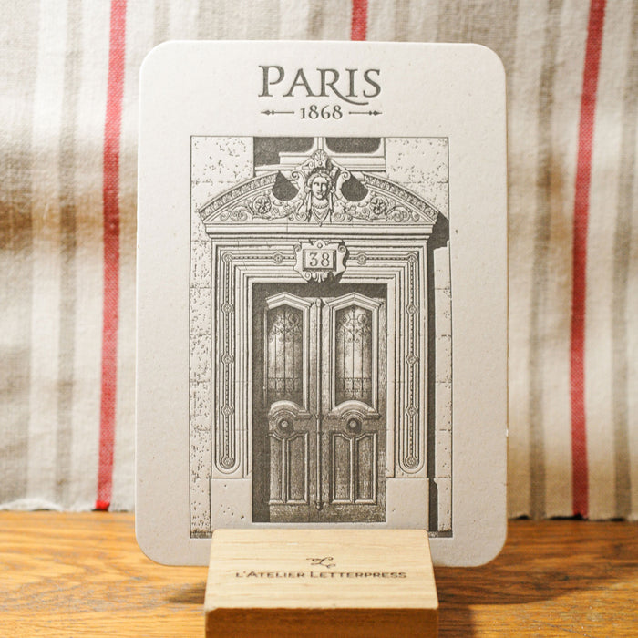 Carte Letterpress Immeuble parisien porte Sainte Placide